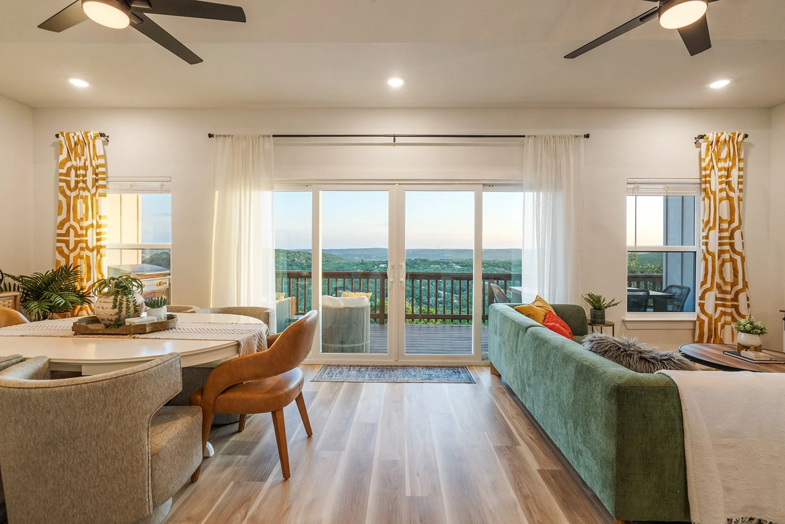 Hill Country Airbnb Living Room Photo (Copy)