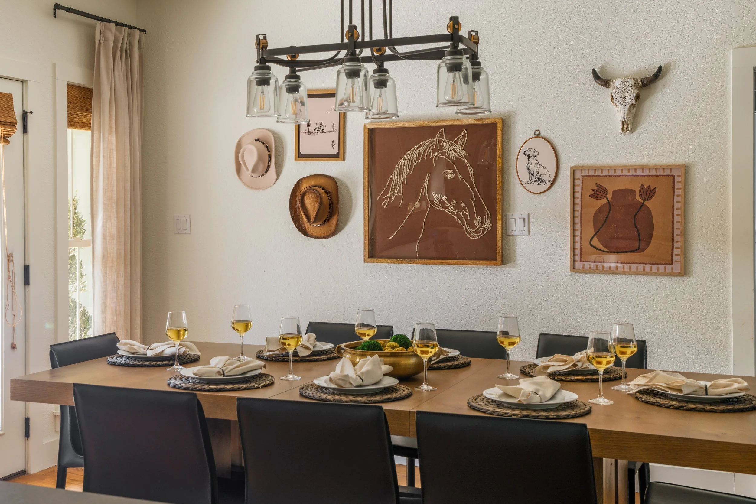Real Estate Photography vs. Airbnb Photography: What's the Difference?