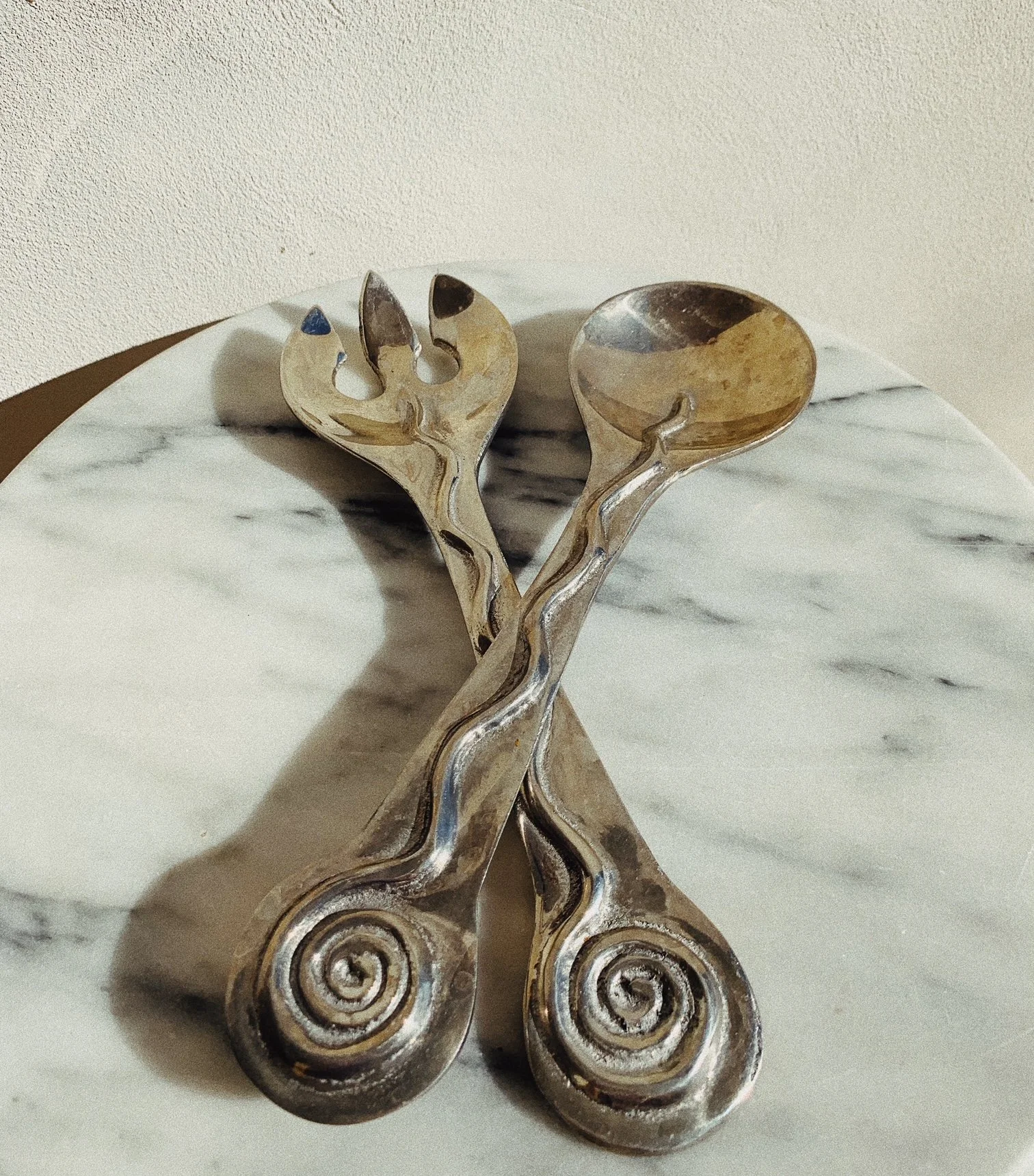 metal swirl serving set.jpg