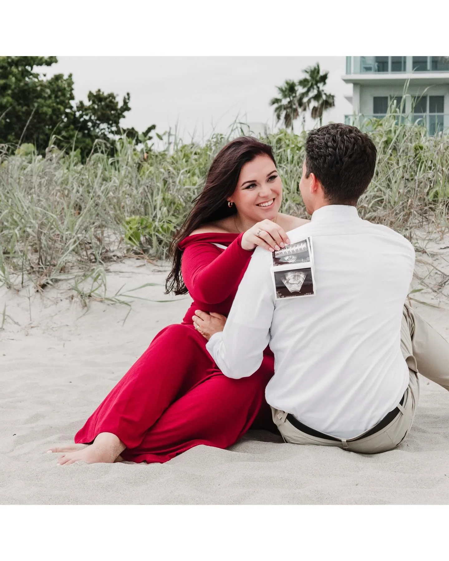 🌴🎅🏻 Christmas in July Maternity Shoot

An interesting idea and definitely a first for me! Haha. Baby&rsquo;s due in December, which is where the idea came from&hellip; 

Congratulations Ariana and Robert! 🍼 🙌

#maternity #maternityshoot #pompano