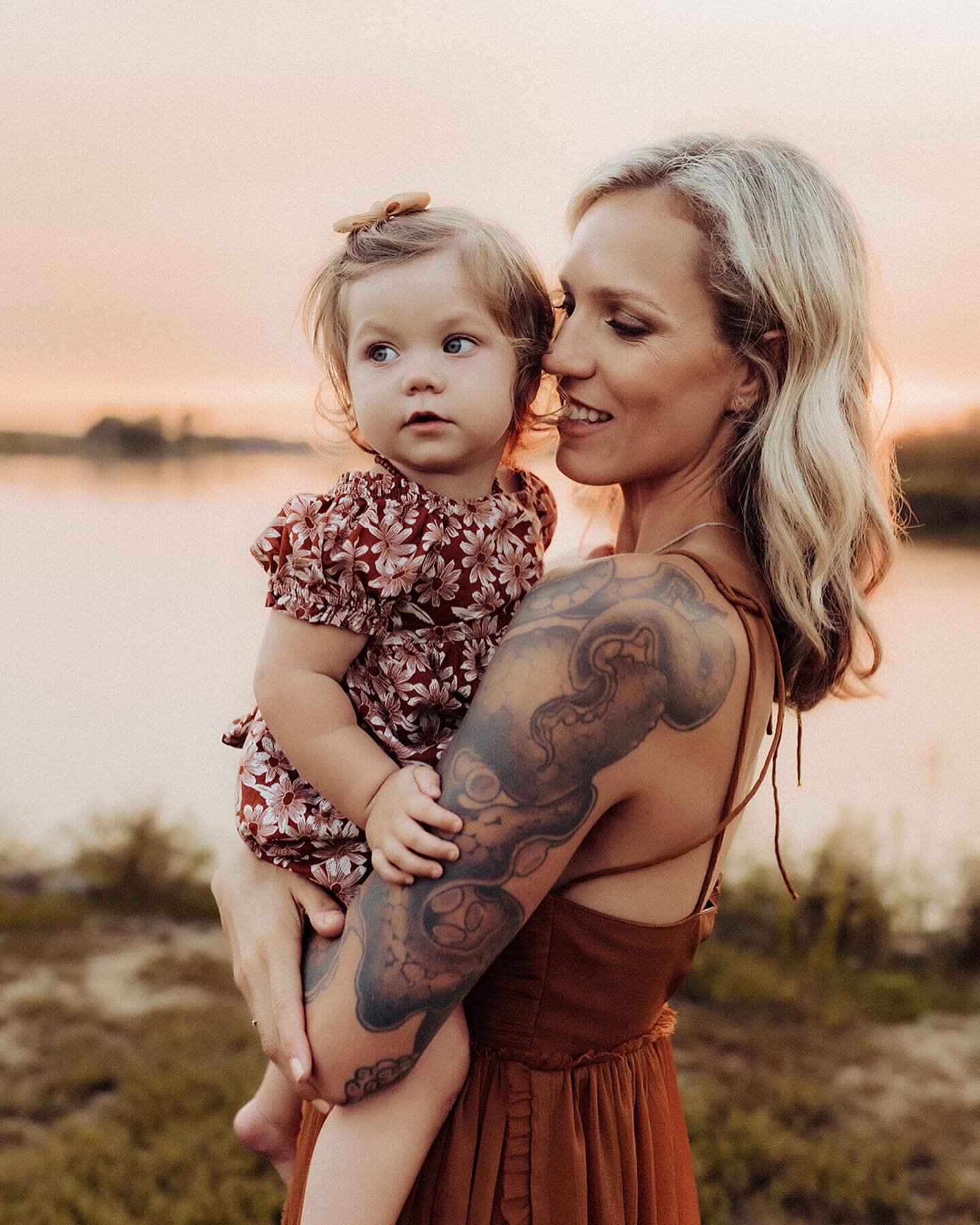 When I scheduled this photo shoot several months ago, I didn&rsquo;t think then, that by the time I&rsquo;d receive the images I&rsquo;d be a single mom. There. I said it. Single. Mom.

And even though I had my many suspicions, I didn&rsquo;t even fu