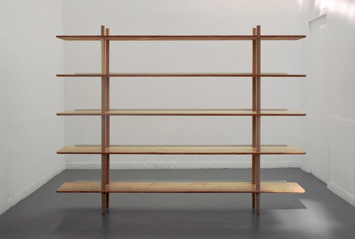 Hello_SHelf_001.jpg