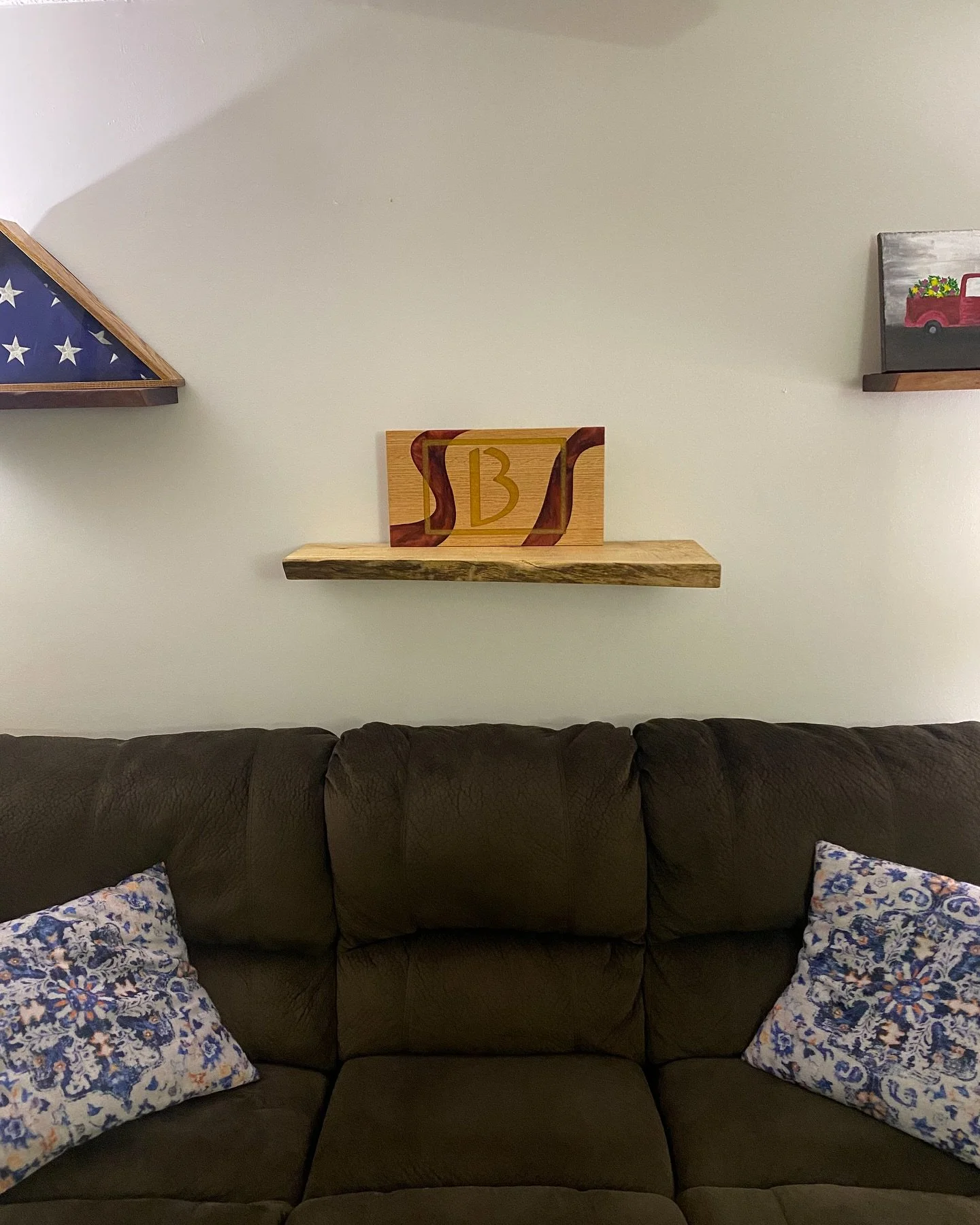 Want to have your very own custom home decoration board like this? 

Send us a message and we can start the process of building your very own.

You can customize the color of the epoxy, the river shape, the letter including letter font, and even the 