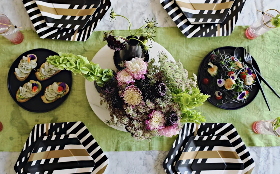 06_Graphic Table For Summer | Dine X Design