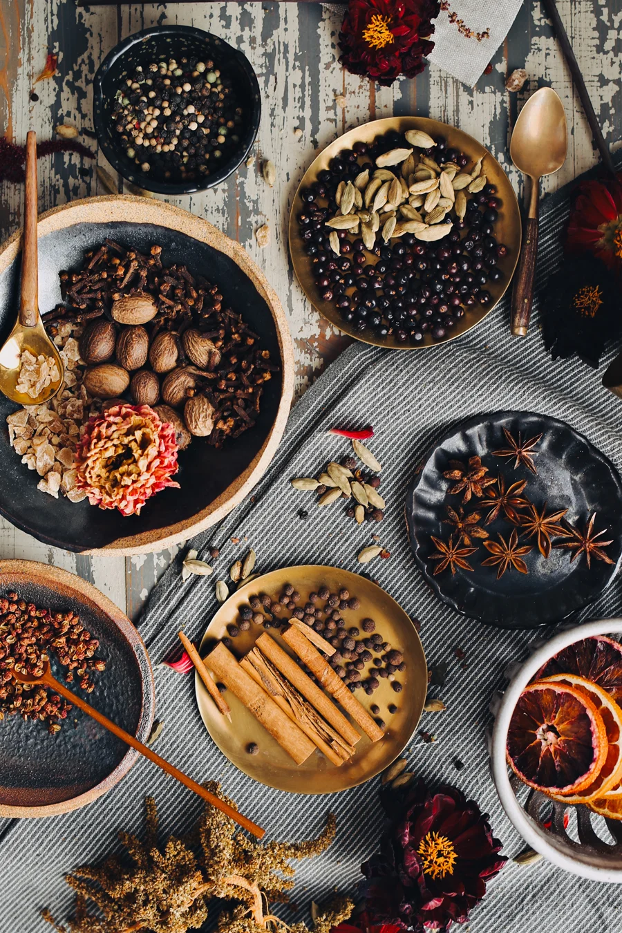 01_Mulling-Spice-Blends-Dine-X-Design.jpg