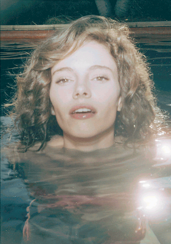 Cyn-Swim-Hair.gif