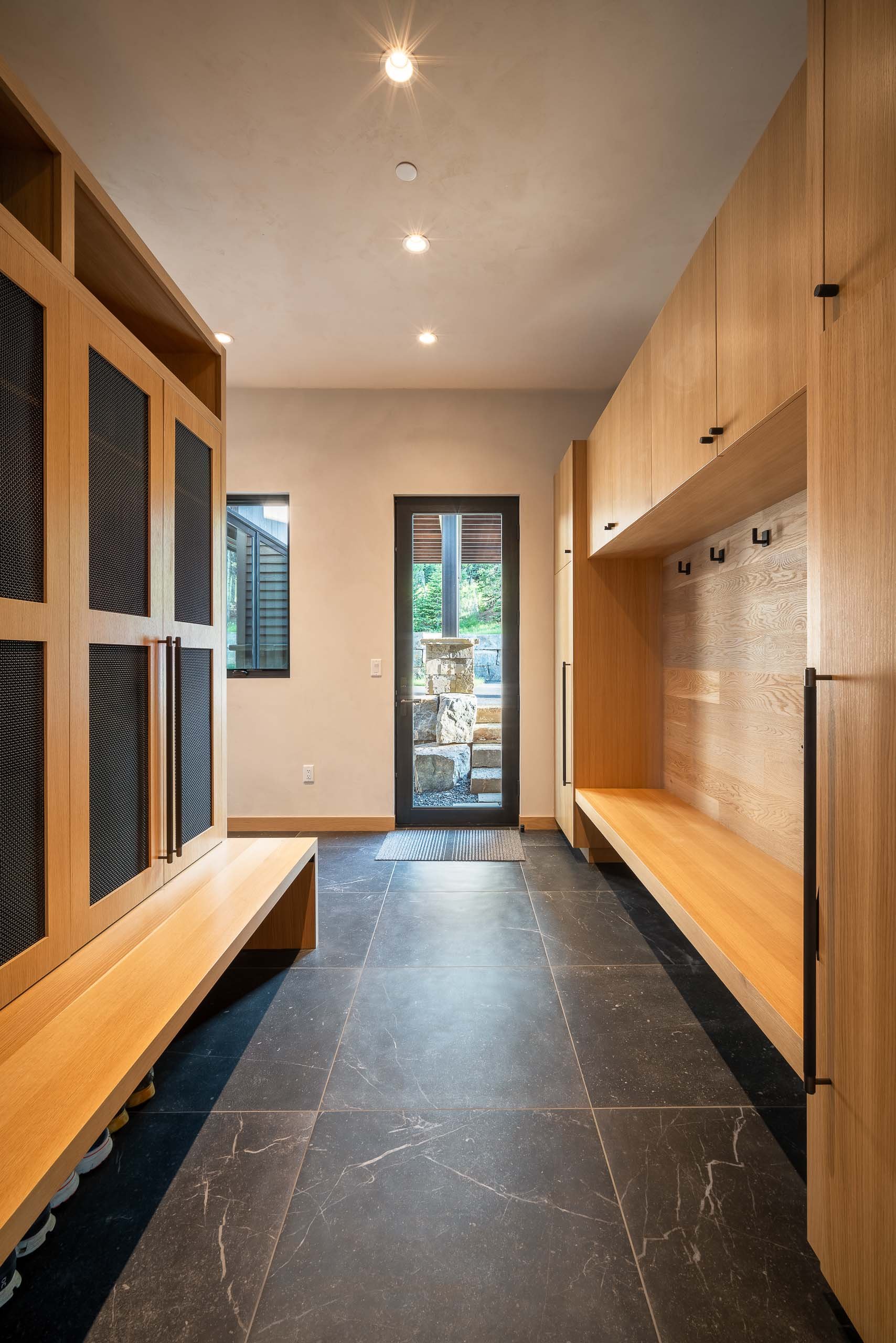Mikeal-Beland-Beland-Studio-Interiors-Big-Sky-22.jpg