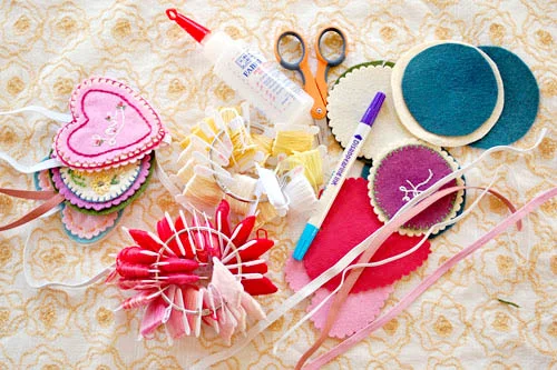 felt+bookmark+craft.jpg