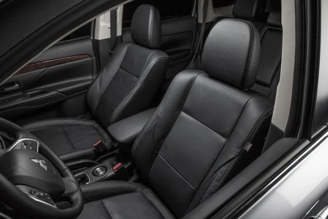2014_mitsubishi_outlander_4dr.jpg