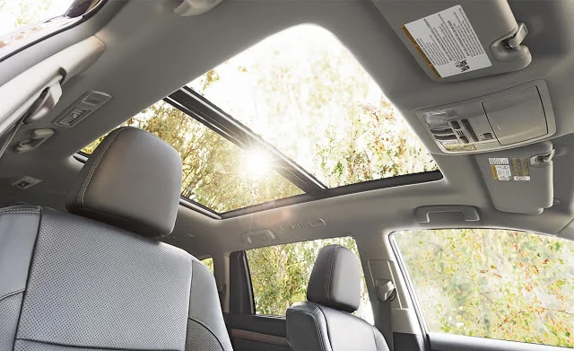 double sunroof in the toyota highlander.jpg