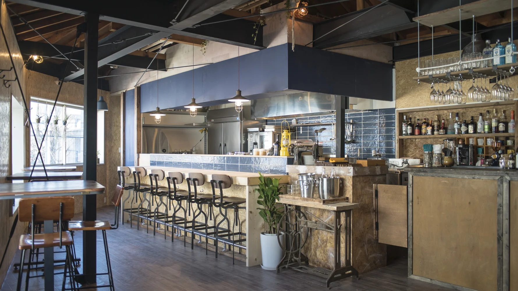 仙川に屋根裏イタリアン「trattoria filo（トラットリア・フィーロ）」がオープンしました