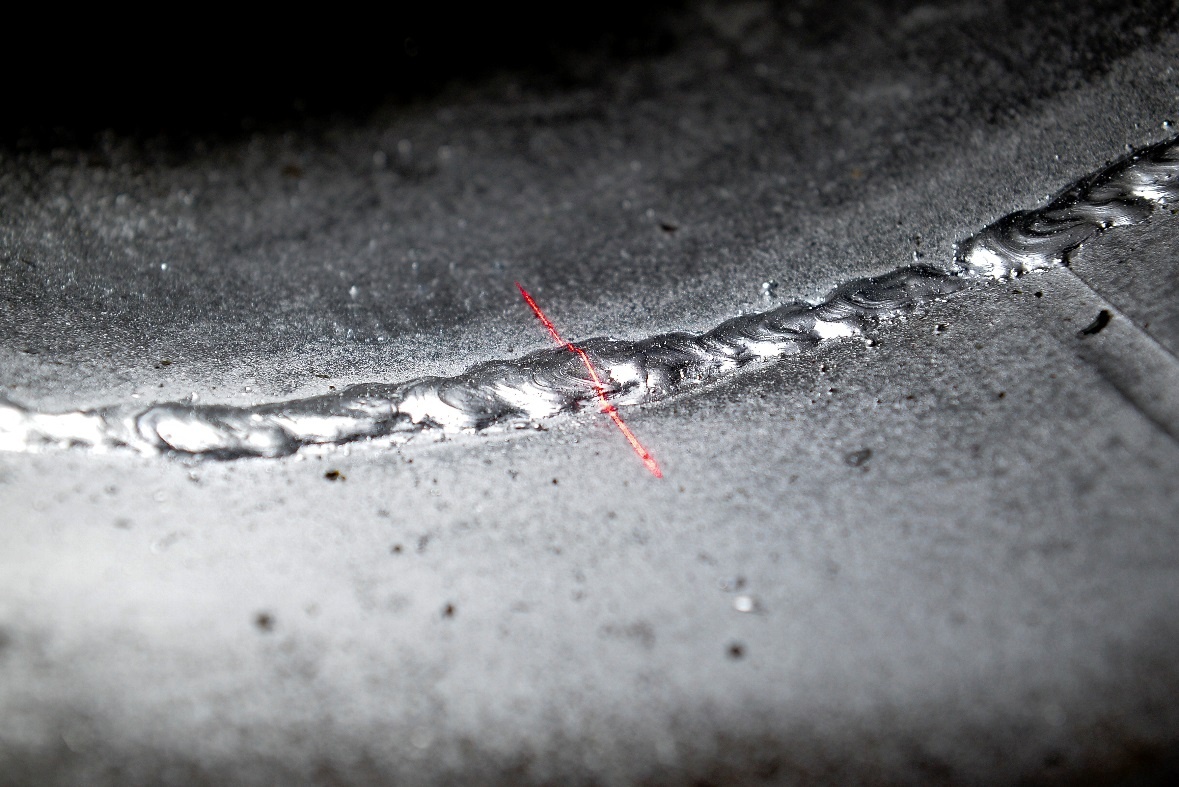 Figure 1. Illustration of scanning of the root weld