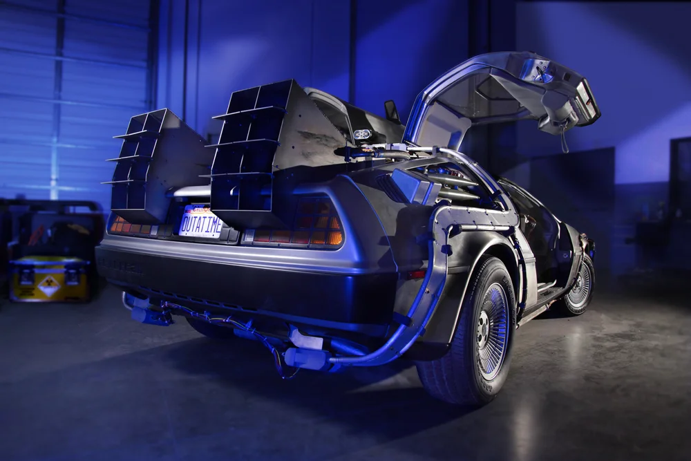 Back to the Future™ — OUTATIME: Saving the DeLorean Time Machine (2016)