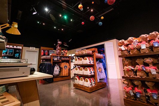 09_Summer Tribute Store at Universal Orlando Resort.jpg