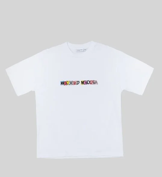 BEYOND MEDALS - Magazine tee - white