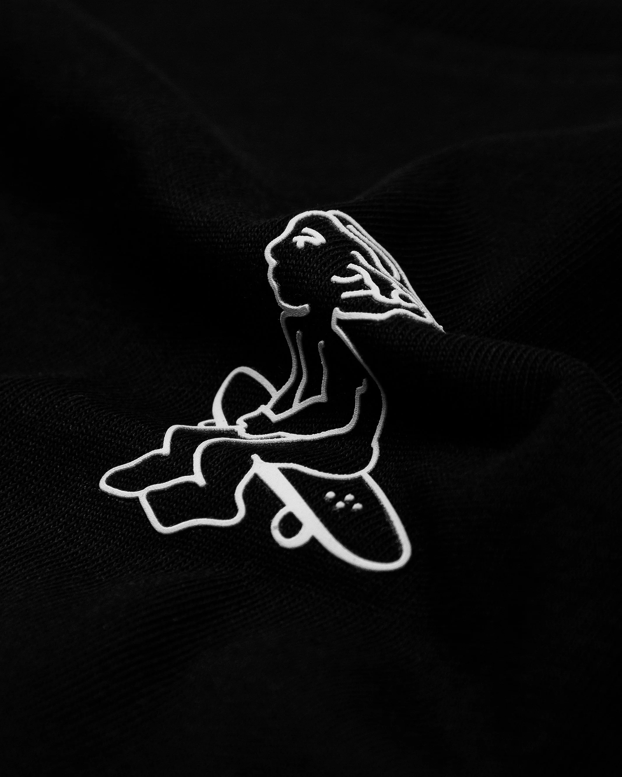 IKON T-SHIRT SS BLACK DETALHE 2.jpg