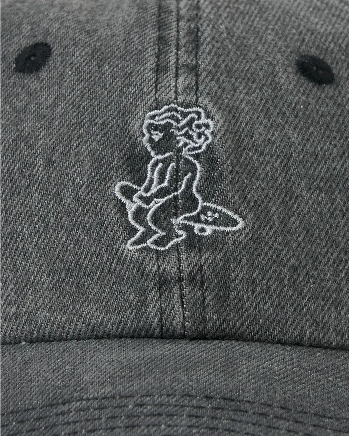 EMENTA_IKONCOTTON_CAP_BLACKWASHED_DETALHE1_7e2c0922-0710-4bc8-b969-a5fd15edd360.webp