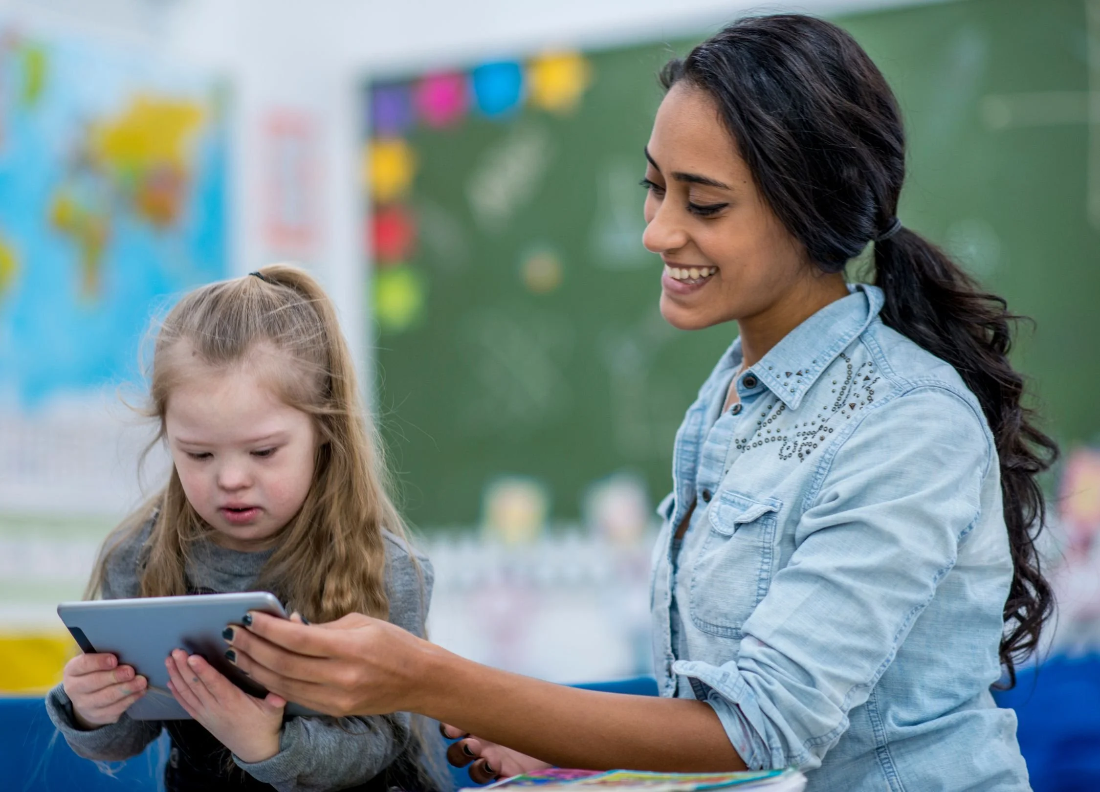 Why Teaching Assistant Skill Development is Key for Children Using AAC