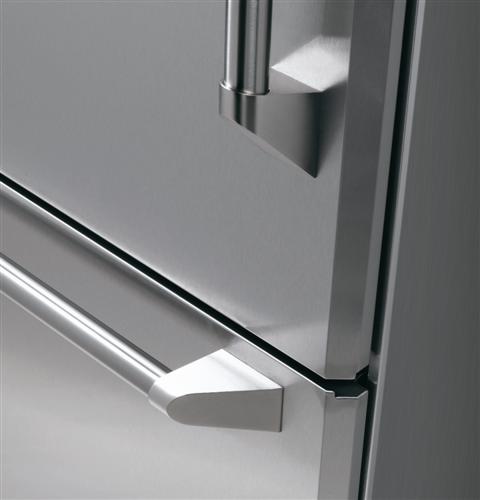 36” Professional Built-In Bottom-Freezer Refrigerator
