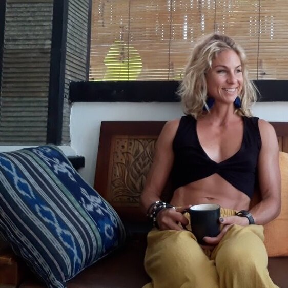 tanya+couch+yellow+pants.jpg