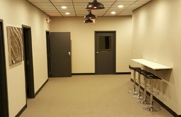 Offices rent daily, monthly, or year long leases