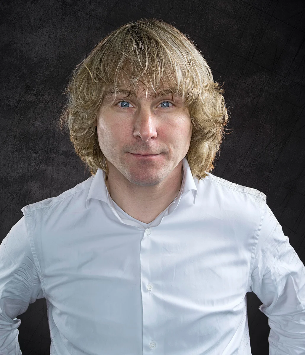 Pavel-Nedved-von-Fotograf-Remo-Neuhaus-aus-Bern-1.jpg