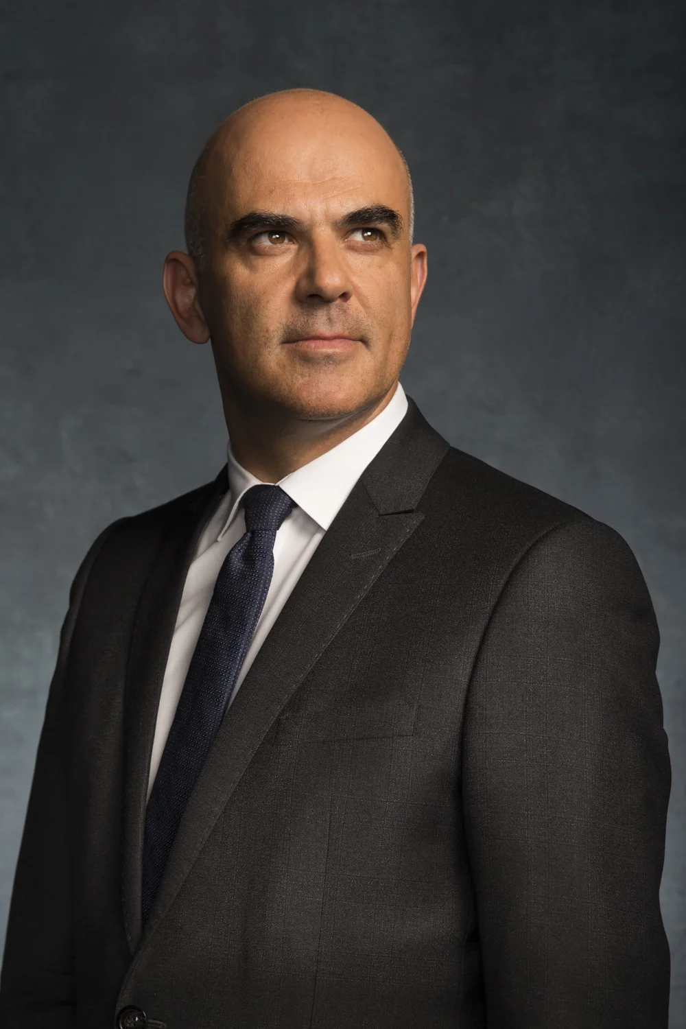 Portrait-Portraits-Swiss-Economic-Alain-Berset-Bundespräsident-remoneuhaus.com-1.jpg