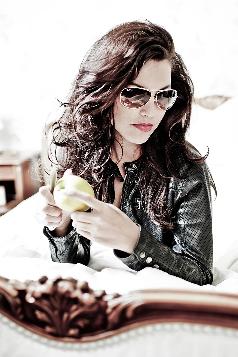 Amanda-Ammann-von-Fotograf-Remo-Neuhaus-aus-Bern-1-neu.jpg