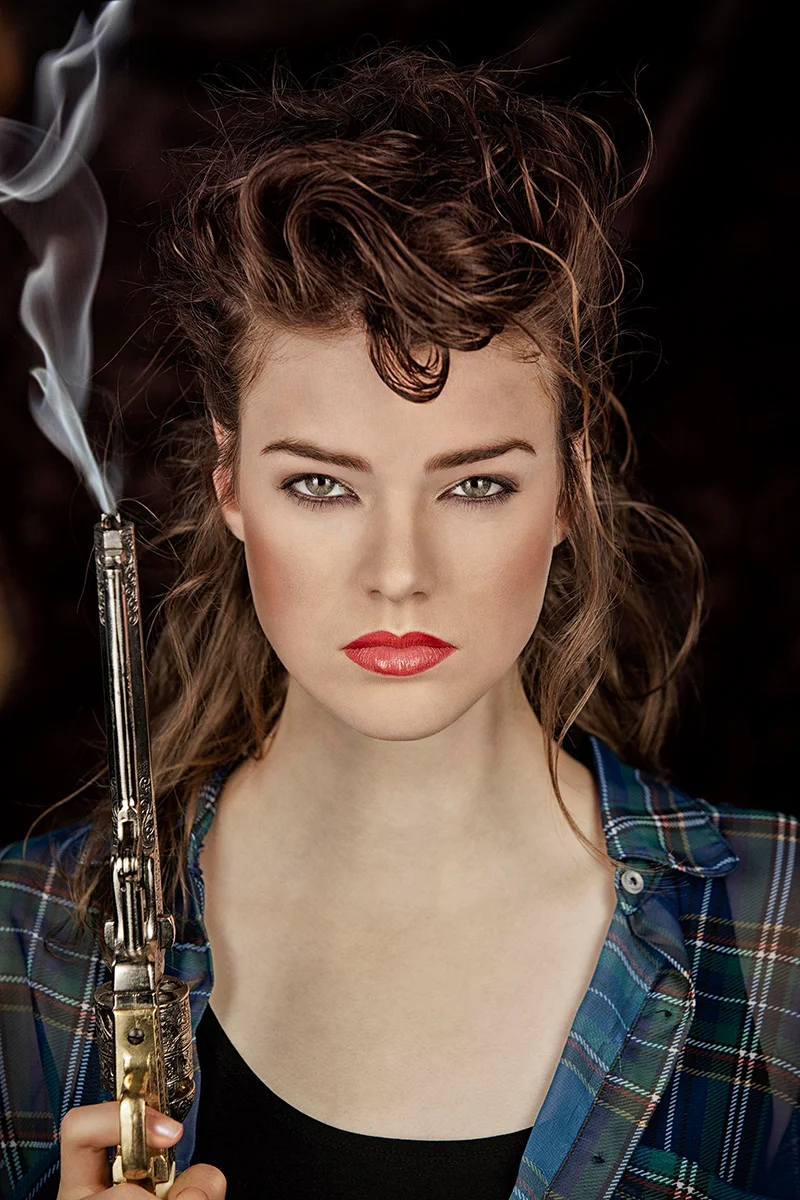 Julia-Saner-von-Fotograf-Remo-Neuhaus-aus-Bern-2-neu.jpg