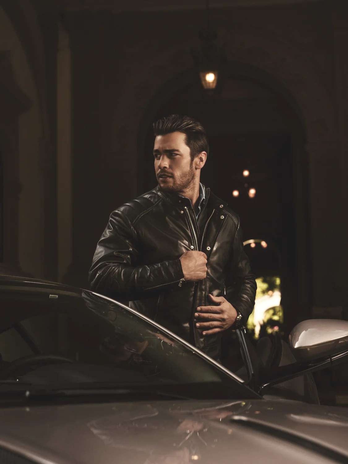 Rafael Beutl, Tschuiformen, Thun, Fashion, Belstaff, Hackett, Beatushoehlen, Schloss Huenegg, remoneuhaus.com-11.jpg