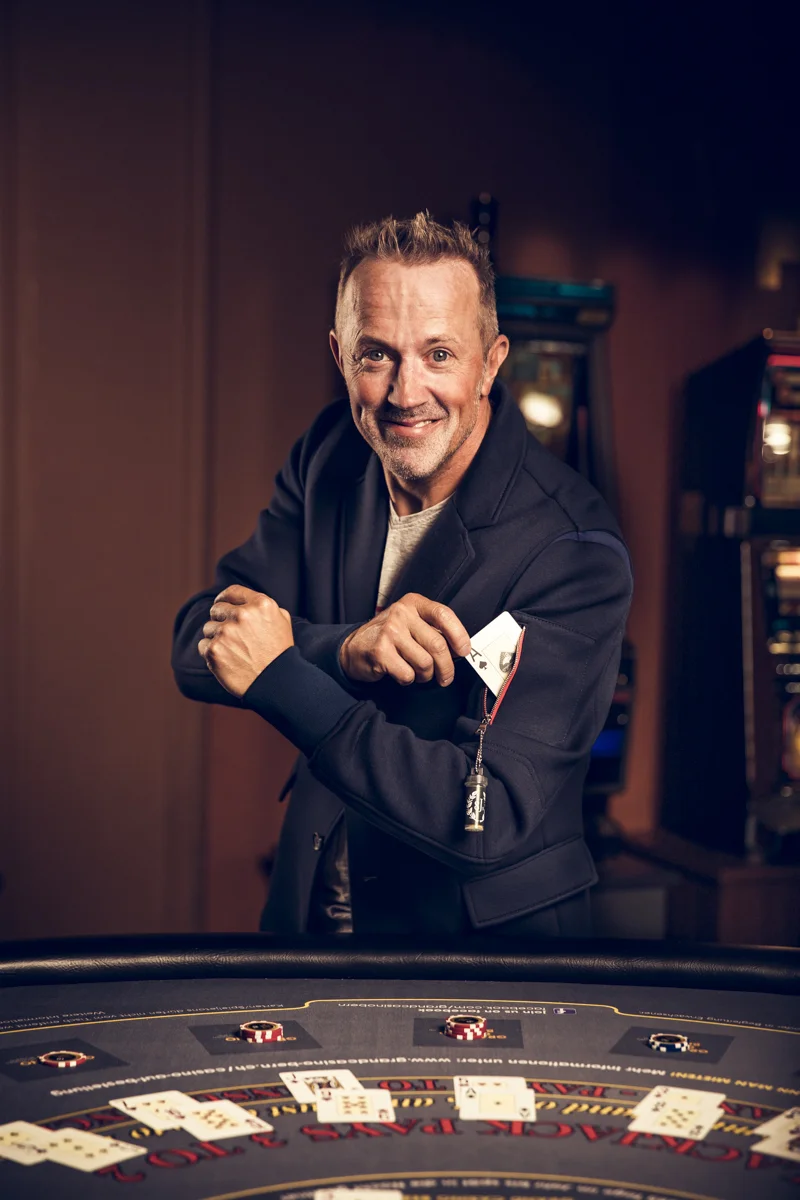 Remo Neuhaus-remoneuhaus.com-1.jpg