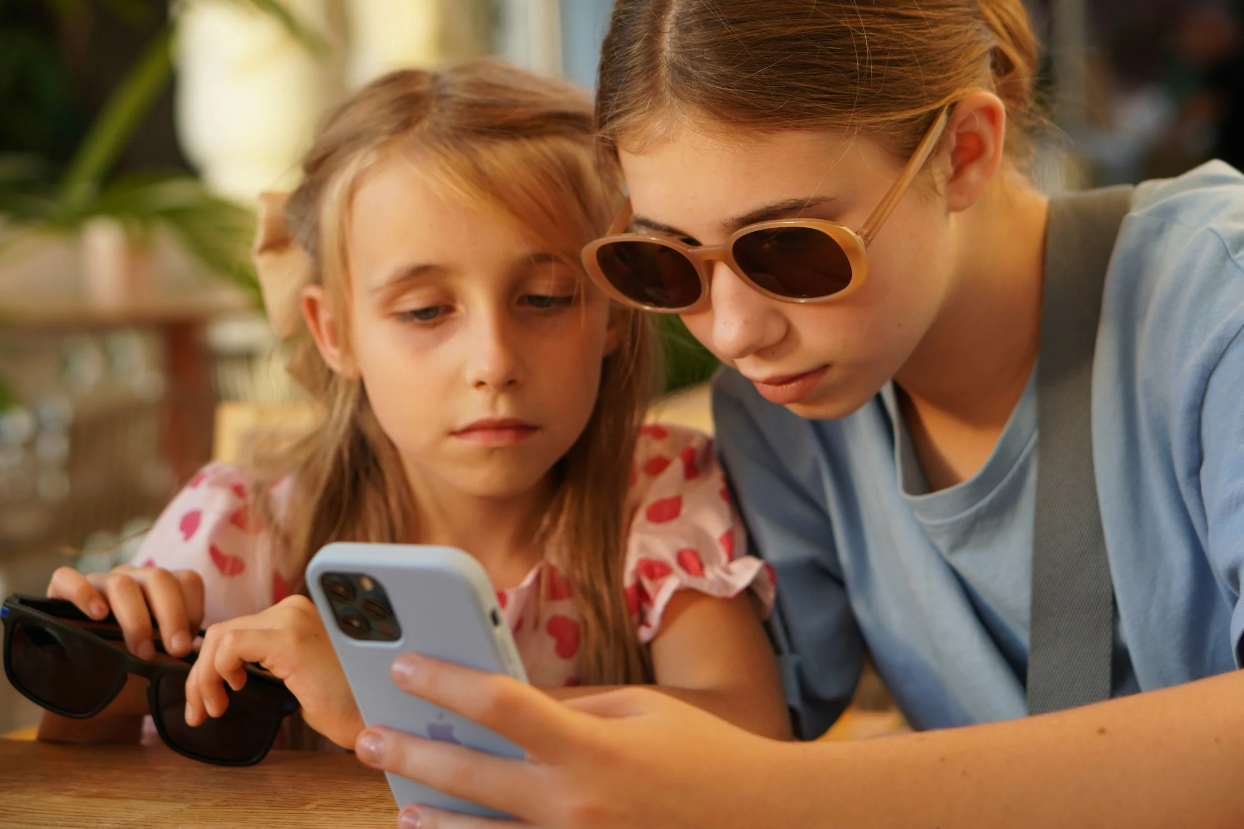 School Cellphone Bans and Teen Mental Health: What Parents Should Know