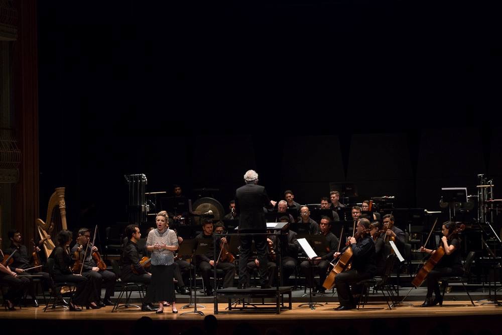 Folksongs, Luciano Berio, versão para orquestra. ORTHESP, regência Ricardo Bologna. Outubro 2018