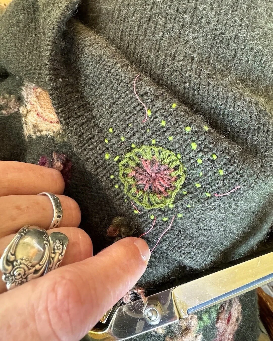 Mending a torn piece of clothing may seem small. It&rsquo;s a way to care for something, keep it out of the waste stream, and take part in an old tradition of gathering to make repairs.

Artful Visible Mending
A Mending Our World gathering with @sues