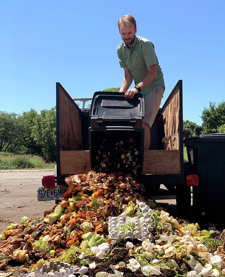 Compost with us — Springfield compost collective