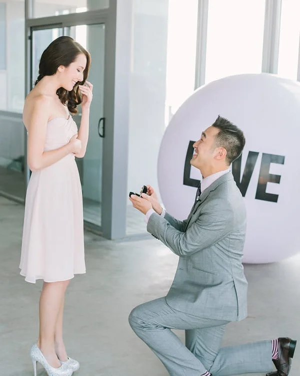 Most popular days to get engaged on the blog!! Photo: via: Kim James Photography .. #bride #engaged #proposal