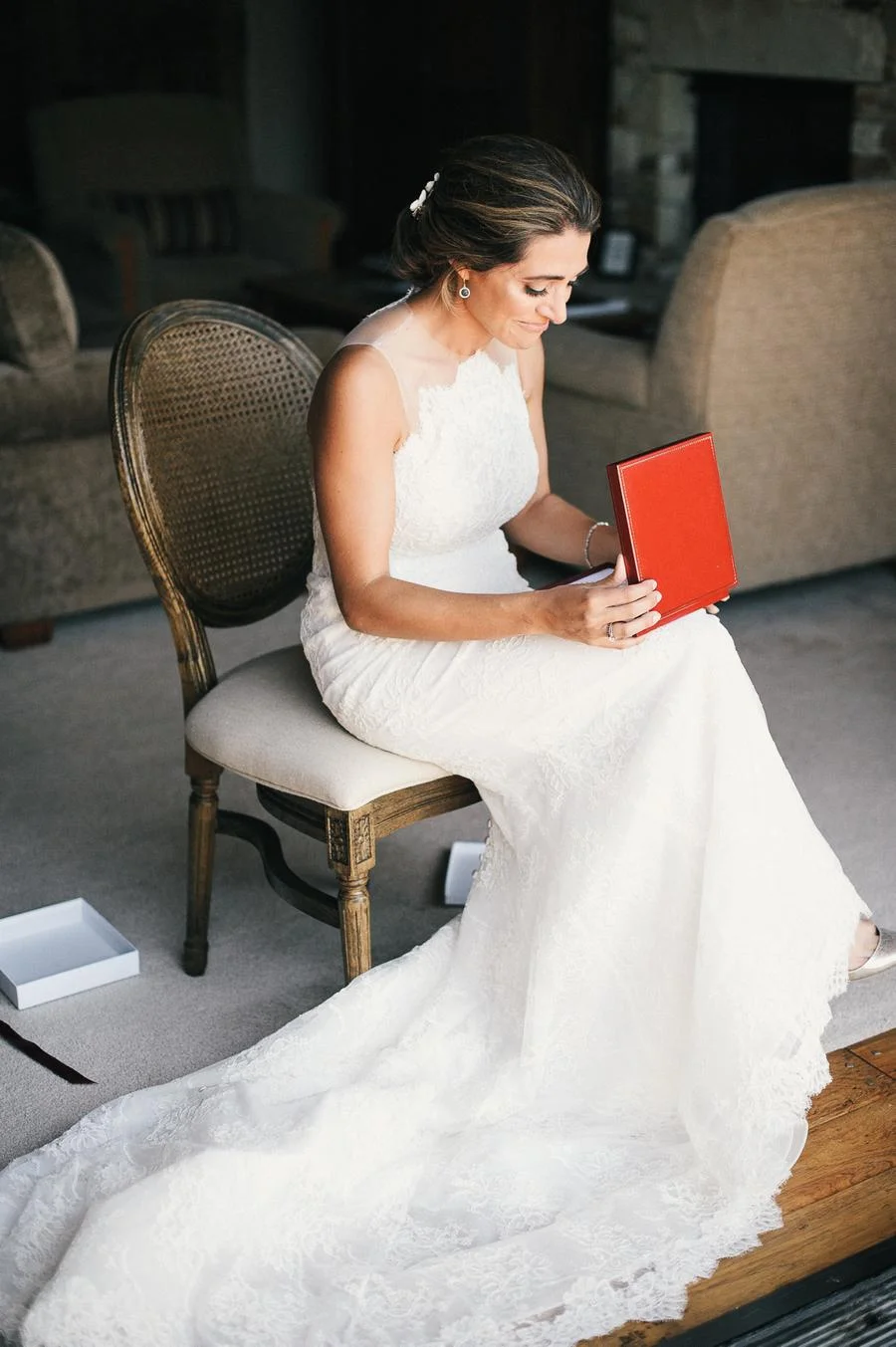 quiet-time-on-your-wedding-day.jpg