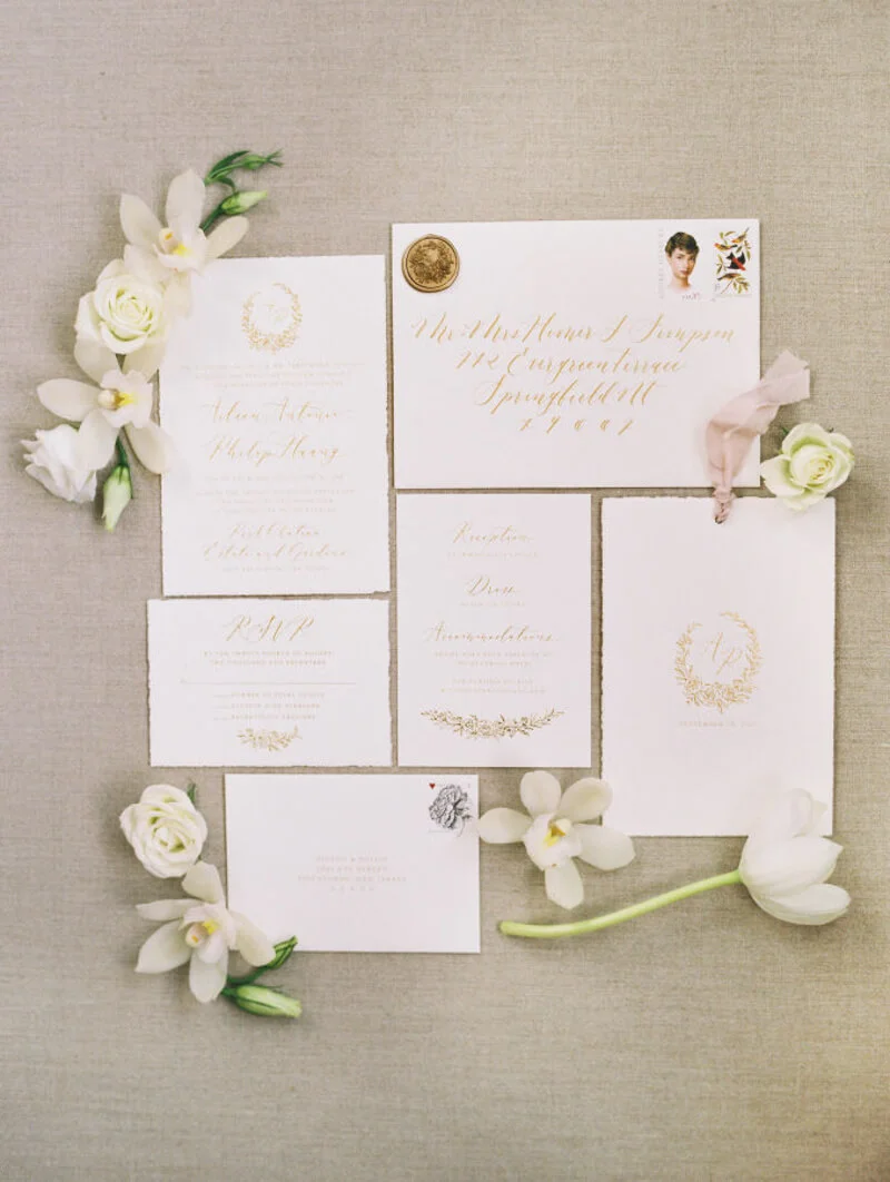 fine-art-wedding-invitation-ideas.jpg