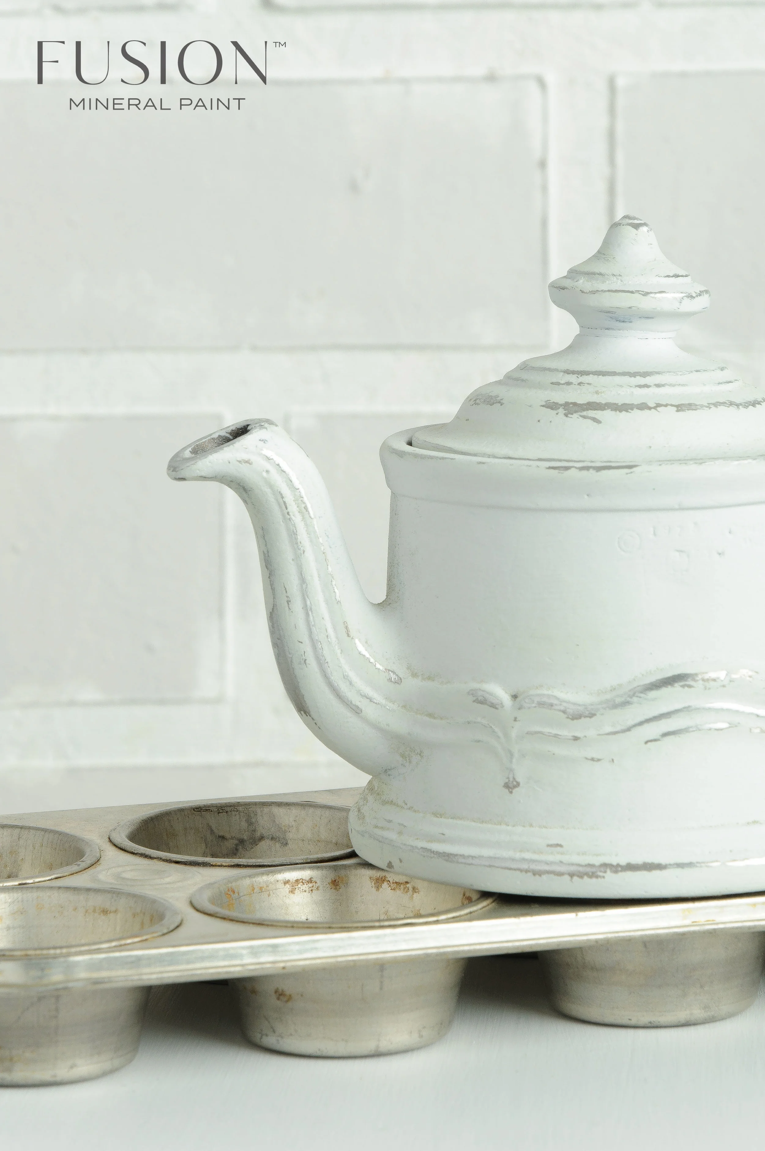 LAMP-WHITE-RIGHT.jpg