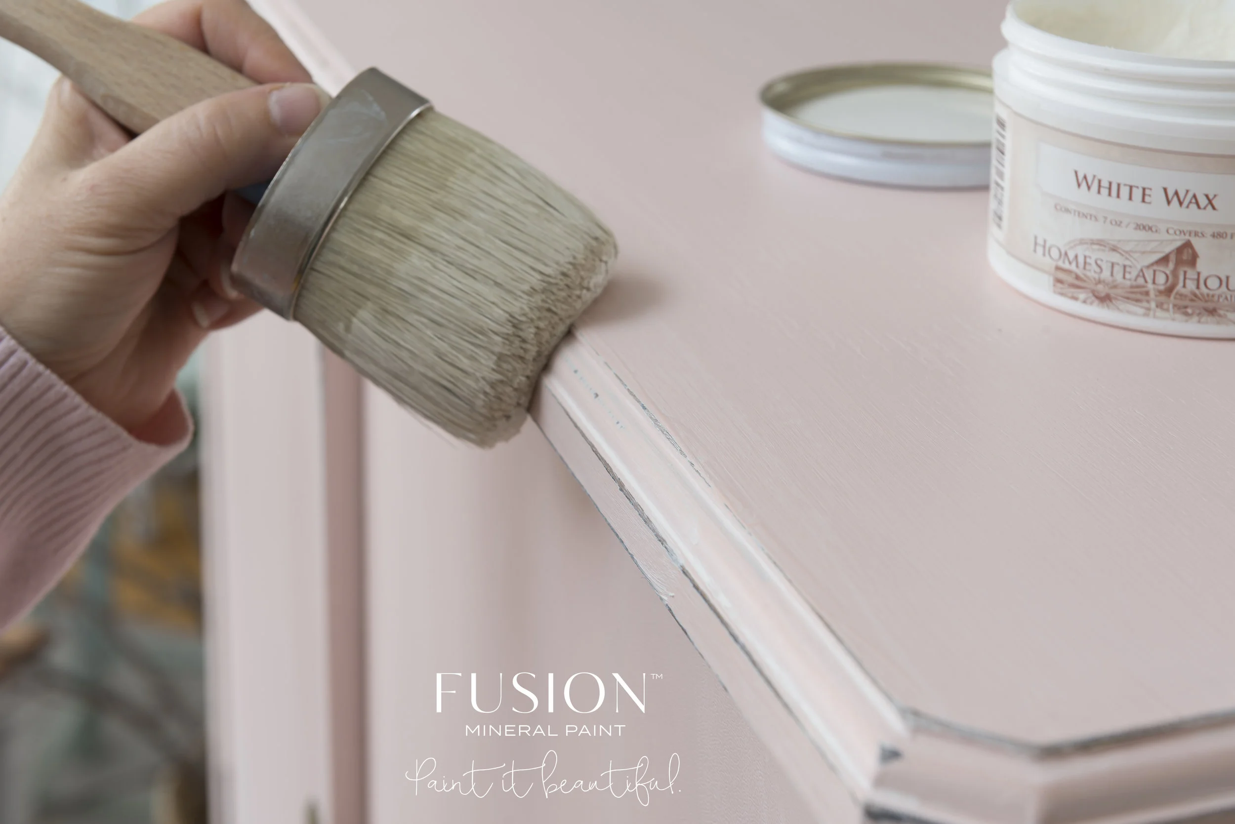 Fusion_Mineral_Paint_English_Rose_white_wax_application_2.jpg