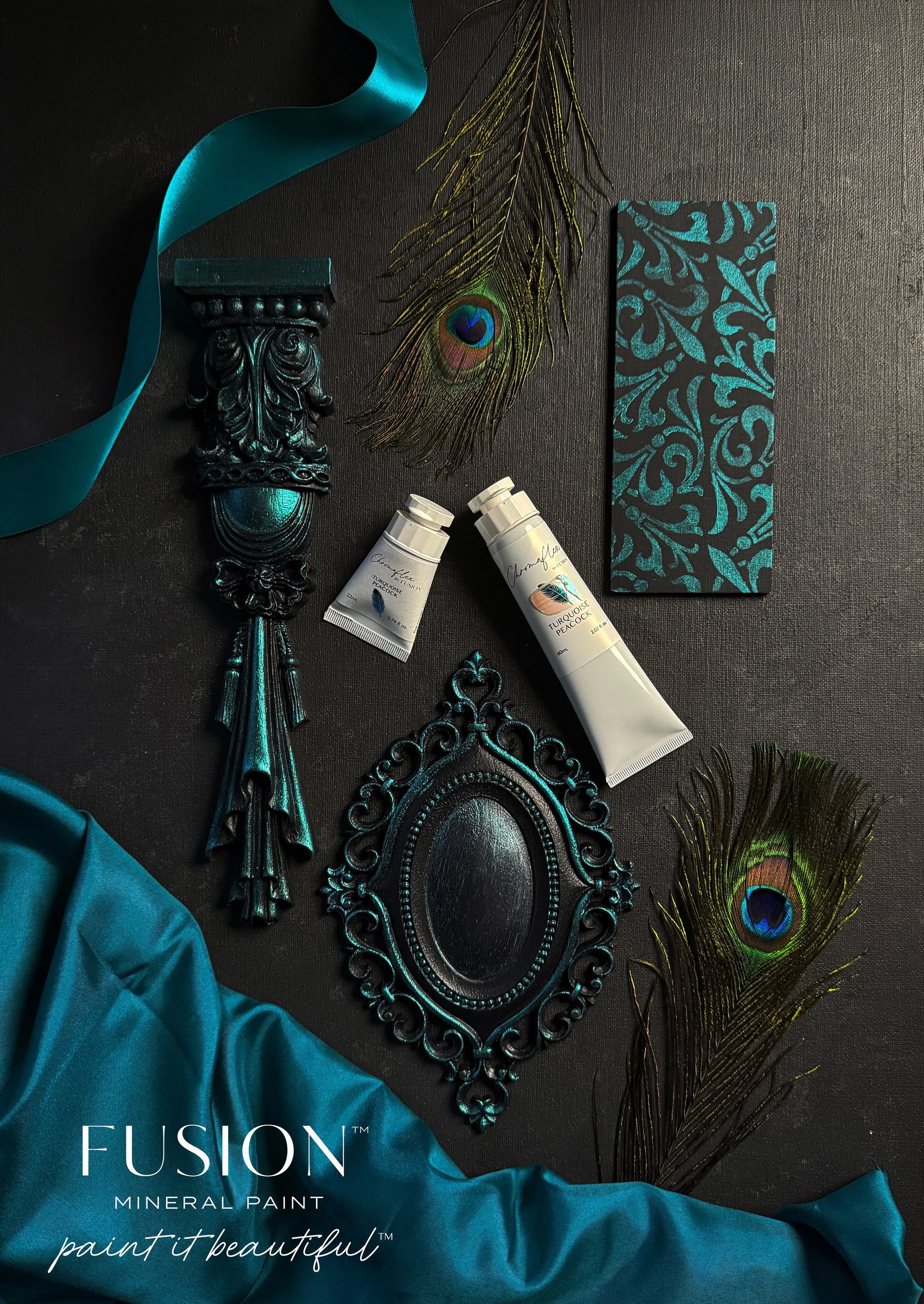 ChromaflexTurquoisePeacockFlatlay.jpg