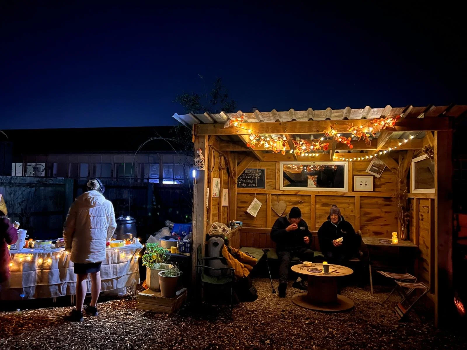 Garden Glow 212225, 4.jpeg