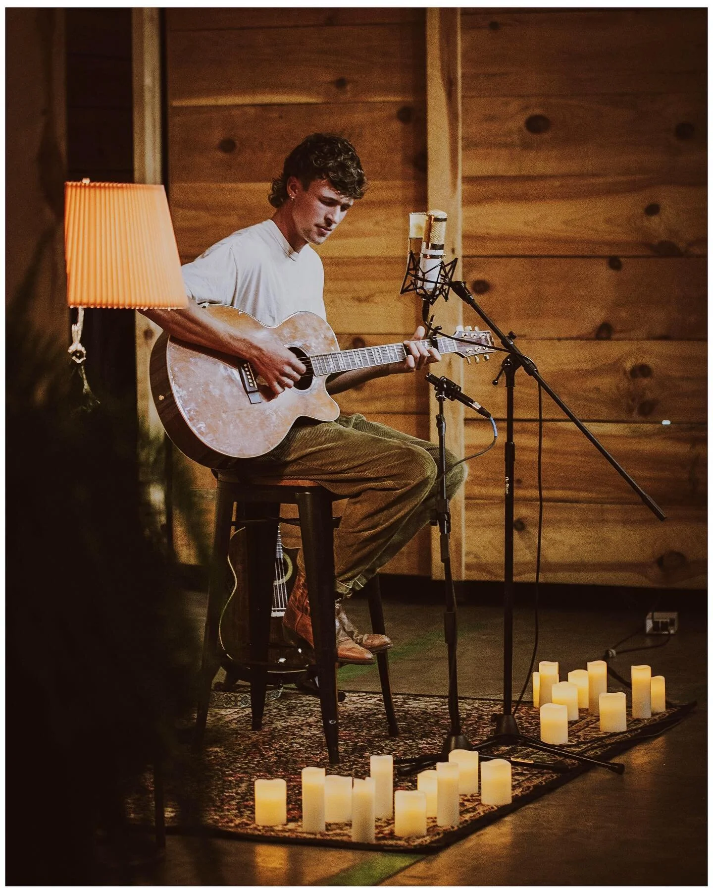 Moments from this week&rsquo;s @openfolkavl. 

I&rsquo;m always amazed by the talent&amp;the magic of this event. If you&rsquo;re in the Asheville area it is an absolute must. 

Be sure to check out these musicians&amp;their incredible work! 

More t