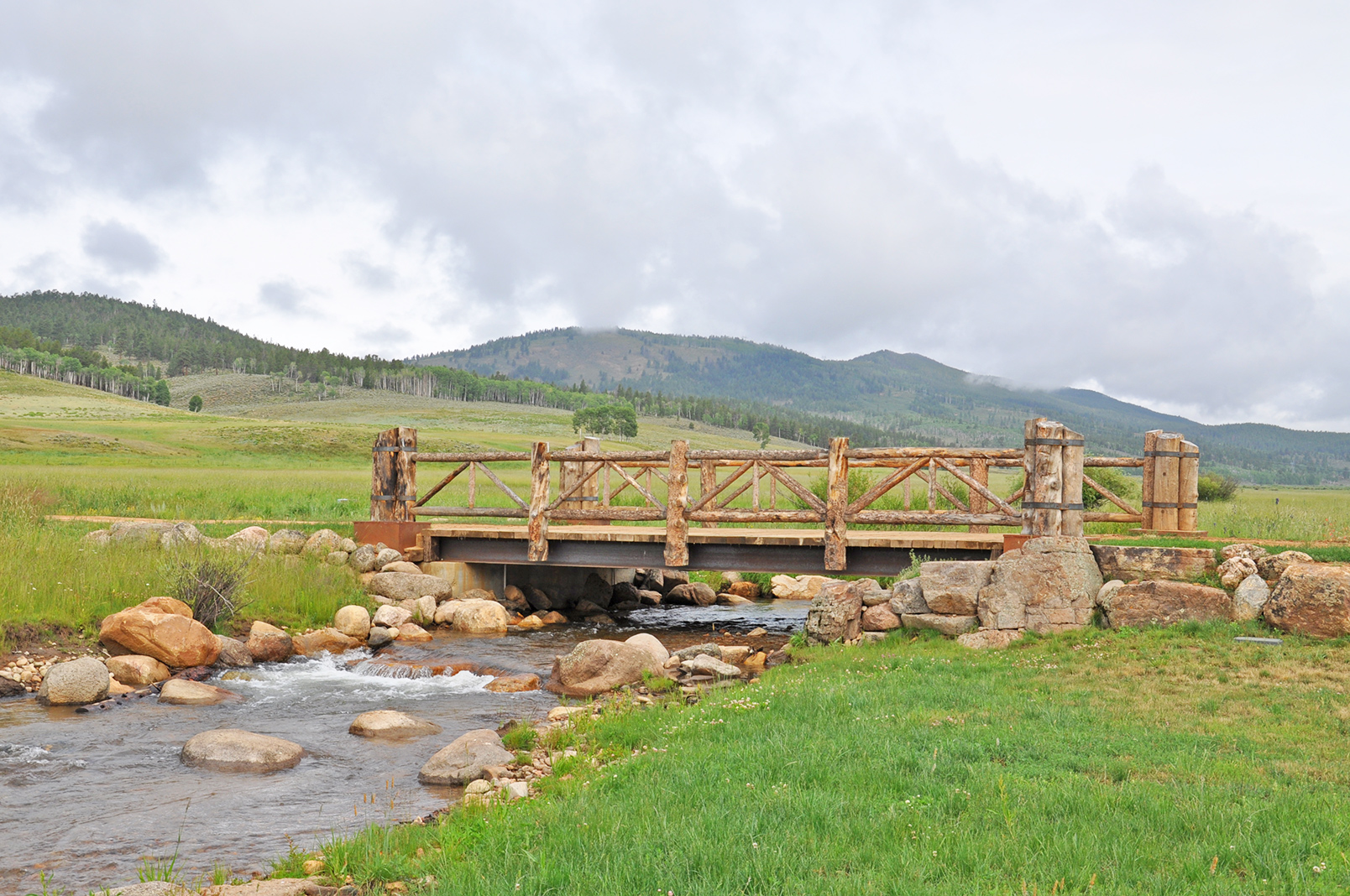 Ranche-Stables-bridge-Jennifer-Barvitski-gunnison-telluride-colorado-architect.jpg