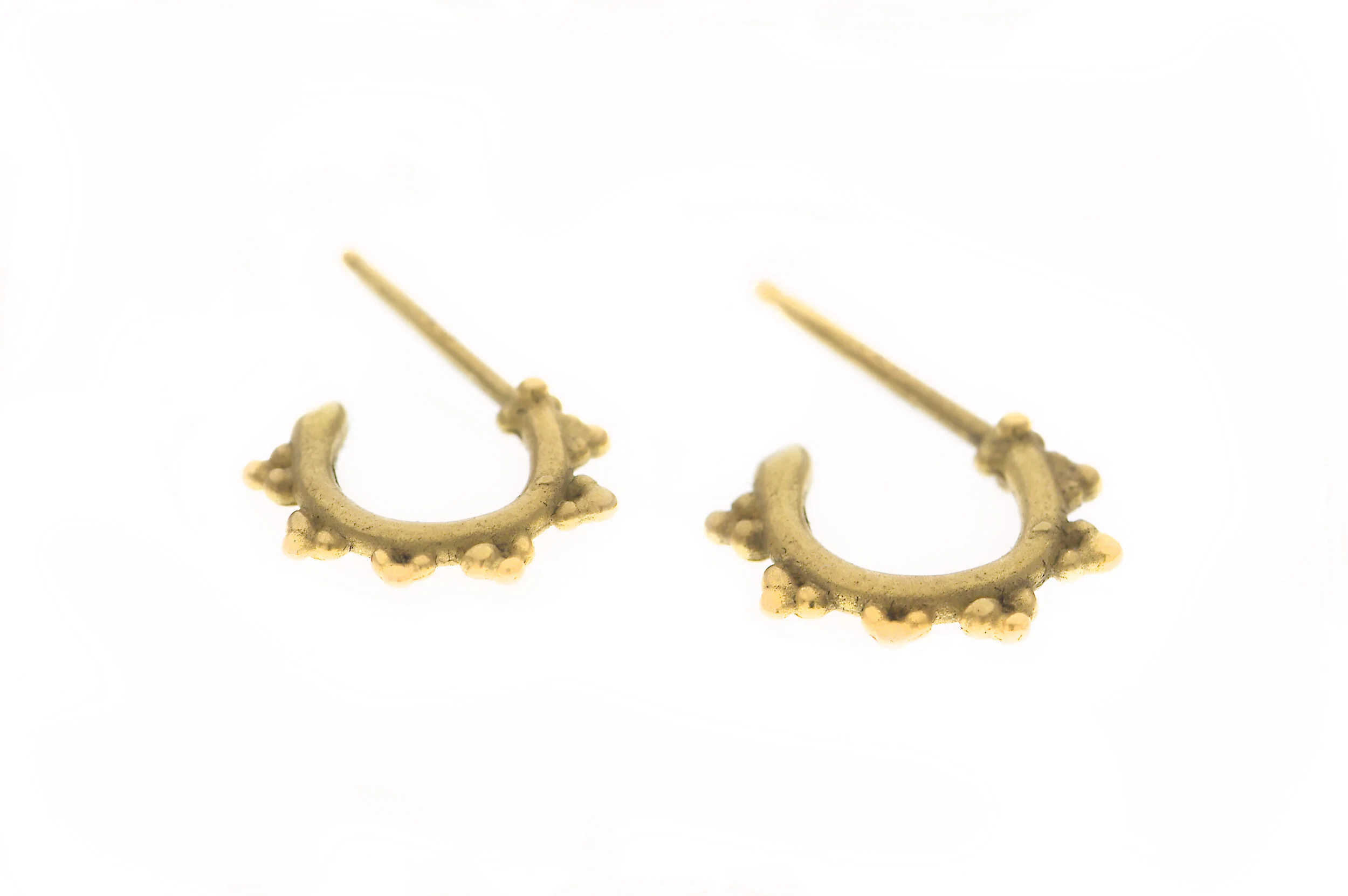 Earring_1983.jpg