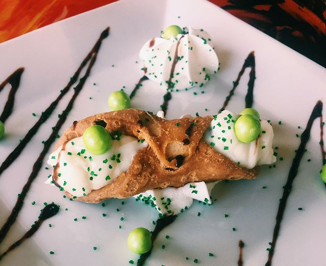 We love our homemade cannoli...how about you? #pastashoplv #destinationhenderson