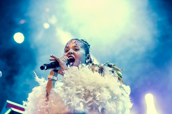 Bomba Estereo Iram Martinez.png