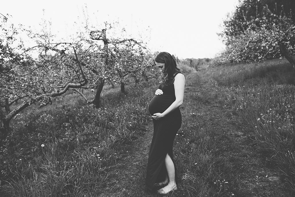 Vermont maternity session 