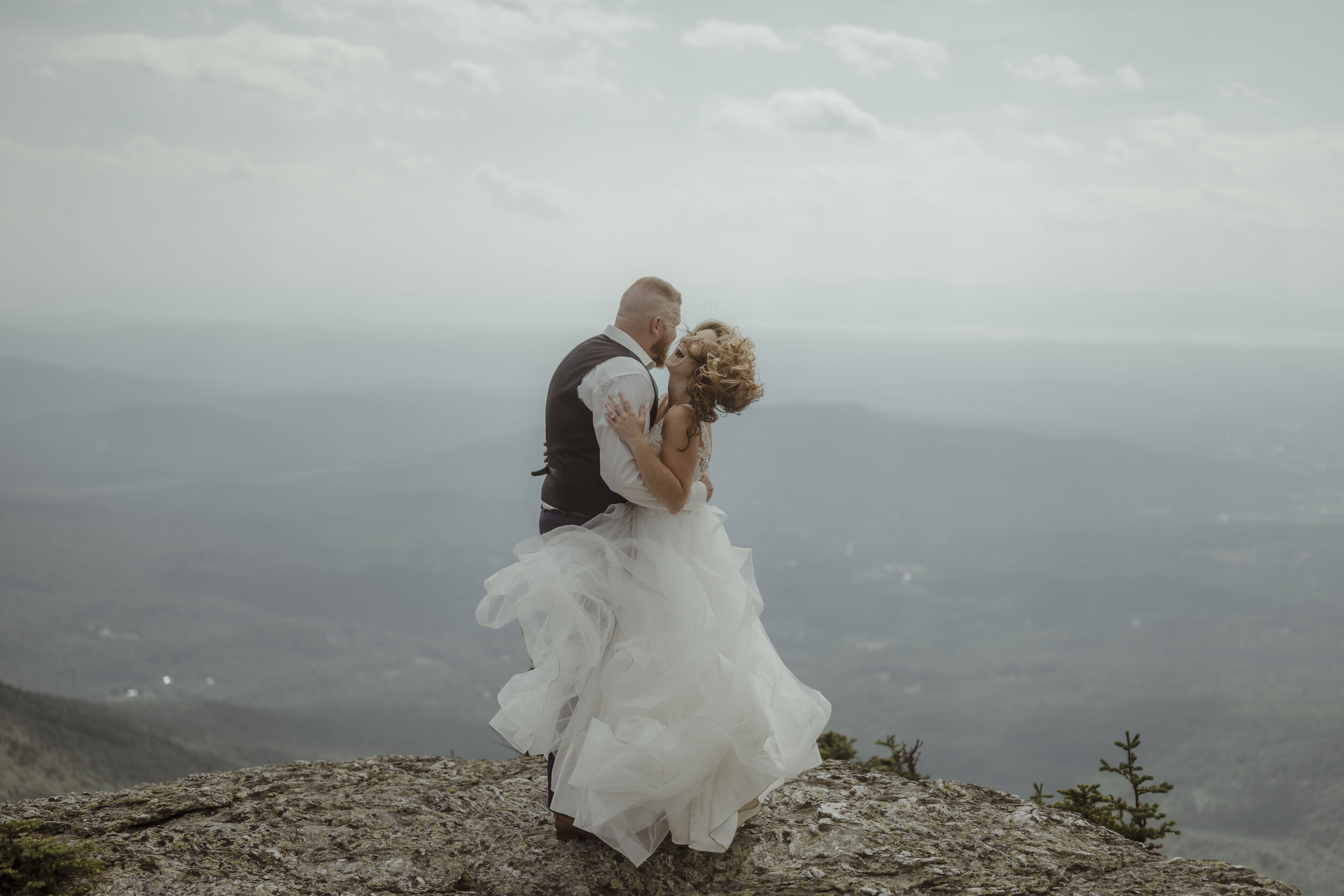 Stowe Vermont wedding photographer.  Mount Mansfield elopement Stowe Vermont. Stowe Vermont elopement photographer 