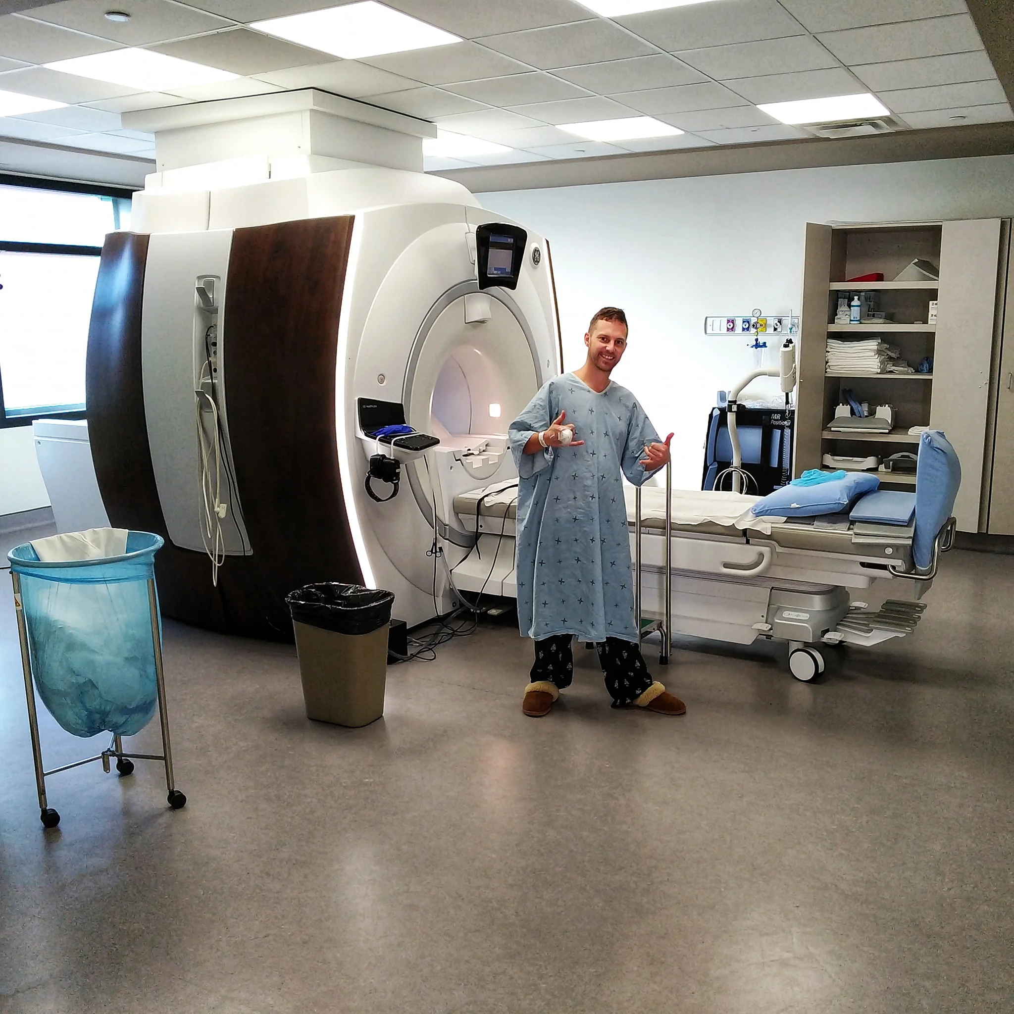 MRI_machine.jpg